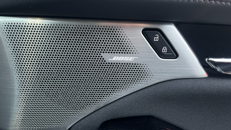 Mazda 3 2.5 e-Skyactiv G MHEV 140 Exclusive-Line 5dr Auto Petrol Hatchback